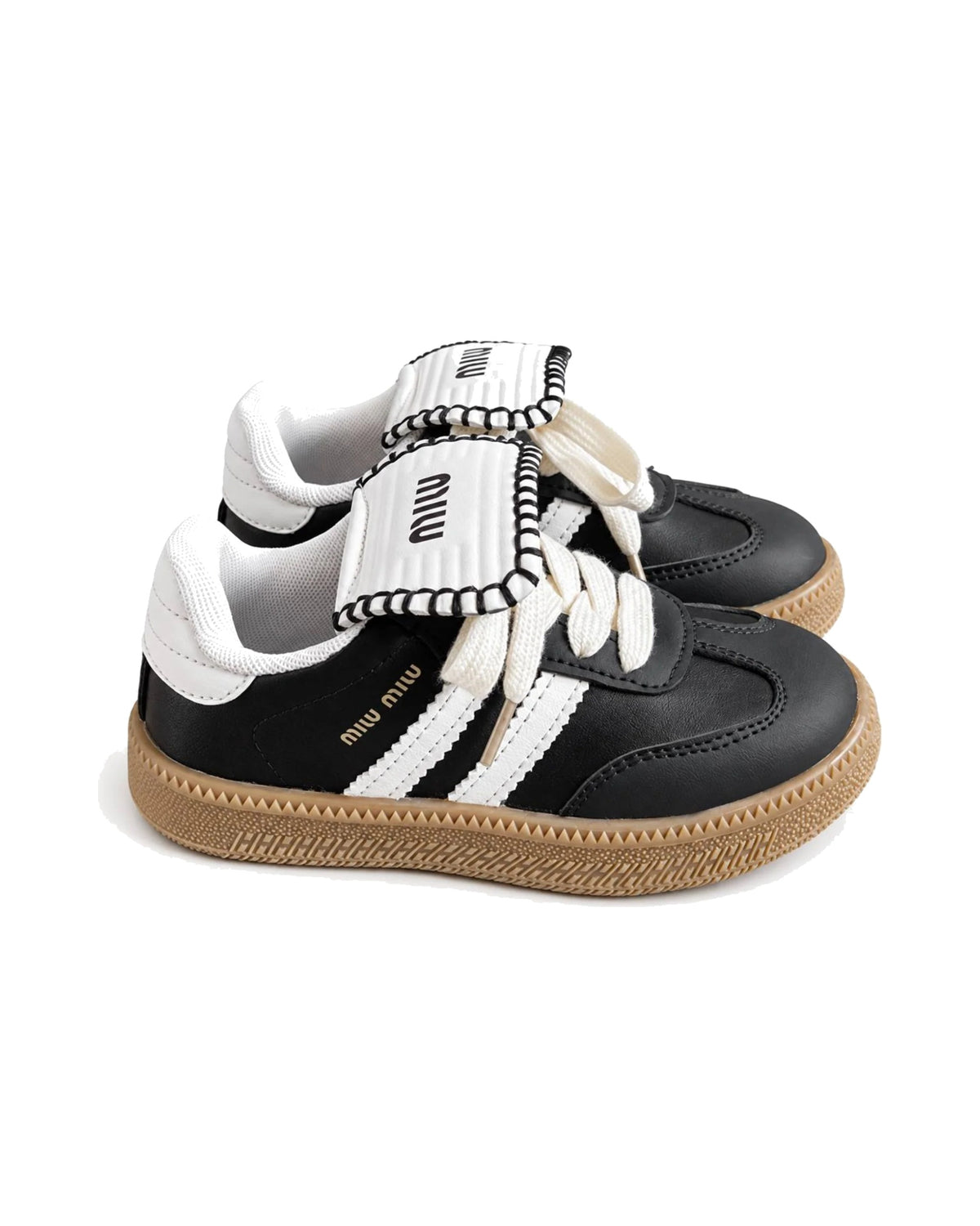 Retro Lace-Up Sneakers with Gum Sole – girls' shoes at Quatre Épingles, Beirut